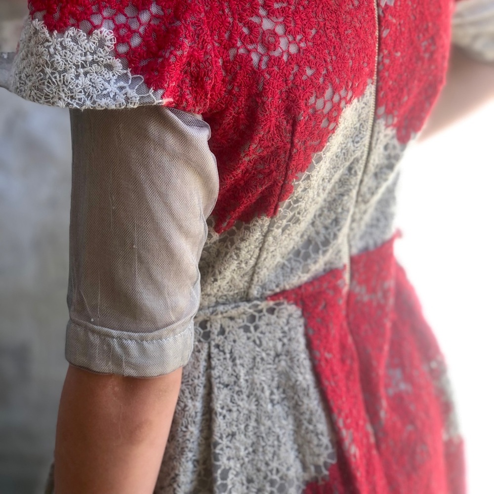 Pinco Pallino Red & Beige Lace Dress with Striped Ribbon Collar - Picture 7 of 16